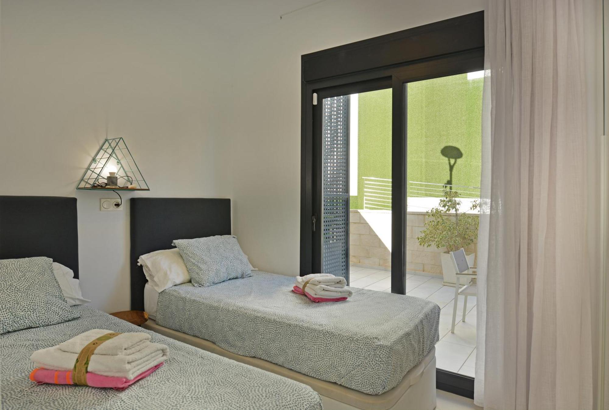 Beachfront Luxury Apartments By Nras Arenales del Sol Pokoj fotografie