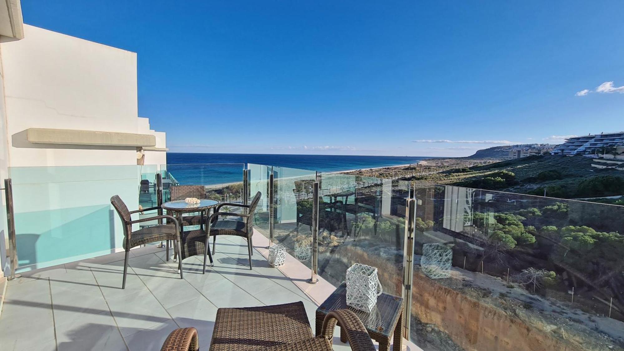 Beachfront Luxury Apartments By Nras Arenales del Sol Pokoj fotografie