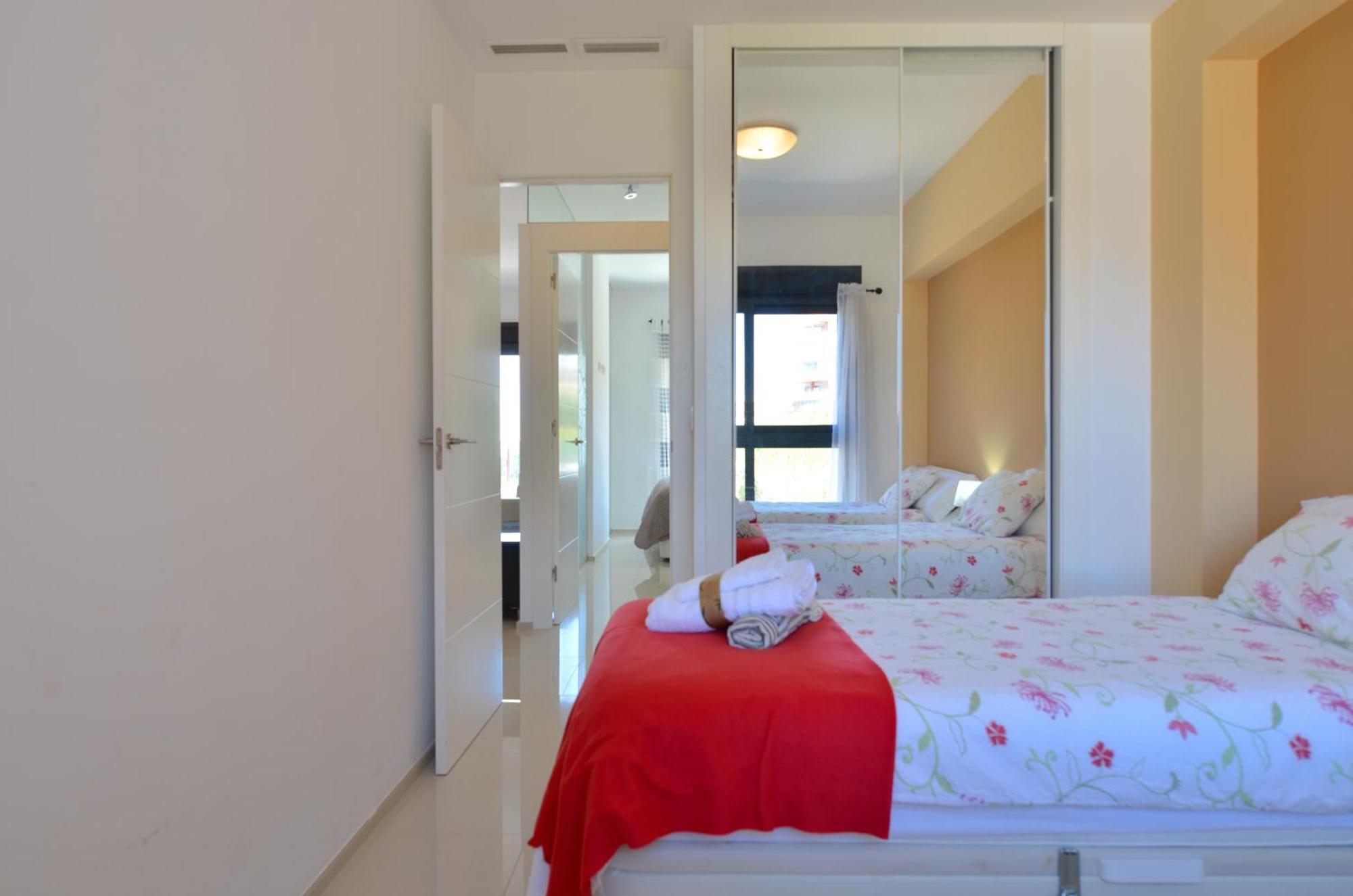 Beachfront Luxury Apartments By Nras Arenales del Sol Pokoj fotografie