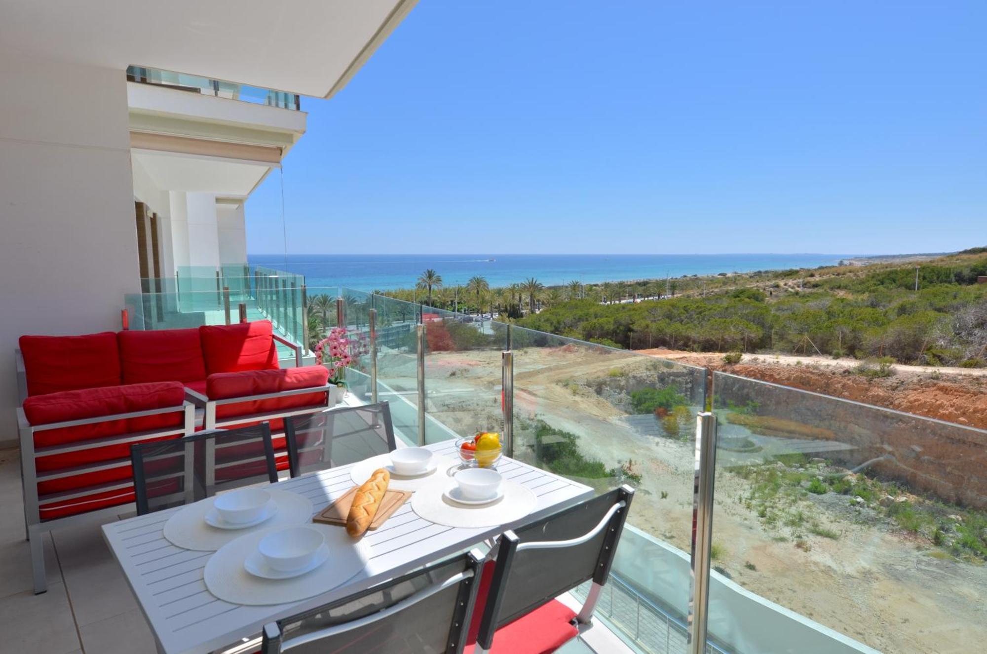 Beachfront Luxury Apartments By Nras Arenales del Sol Pokoj fotografie